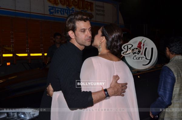 Hrithik Roshan and Neha Dhupia at Big B's Diwali Bash