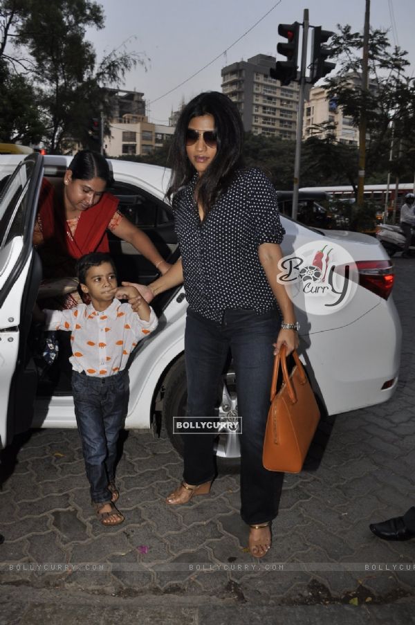 Konkona Sen Sharma with her kid at Aaradhya Bachchan's Birthday Bash