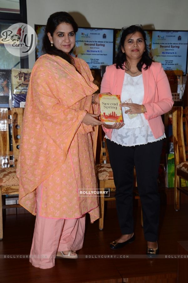 Shaina NC at Launch of Sarah Jane's Book 'Second Spring'