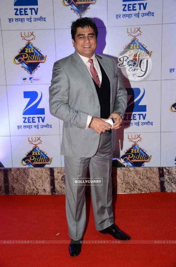 Ayub Khan at Zee Rishtey Awards 2015