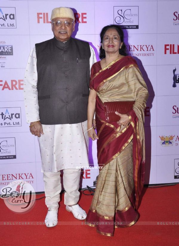 Kiran Shantaram at Filmfare Awards - Marathi 2015