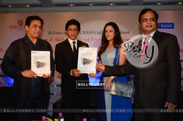 SRK at Launch of Yes Bank Book 'Coffee Table'