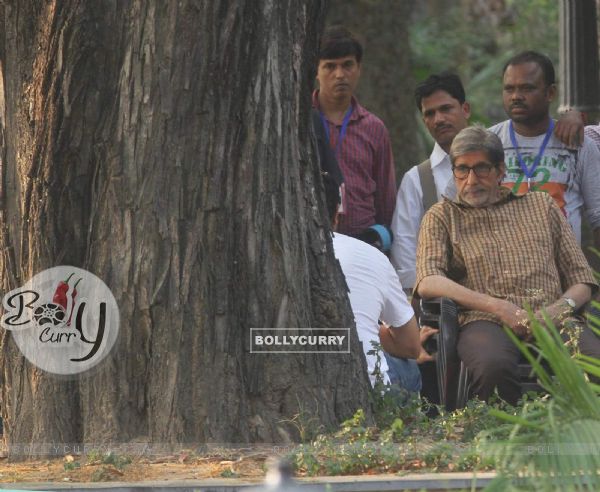 Amitabh Bachchan shoots in Kolkata (385968)