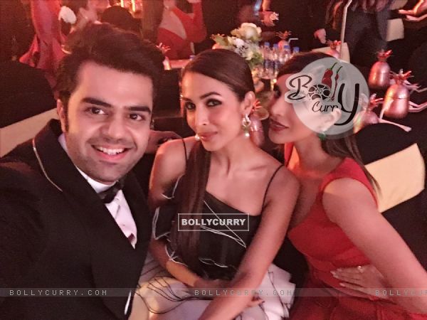 Sophie Choudry, Manish Paul and Malaika Arora at Filmfare Glamour and Style Awards