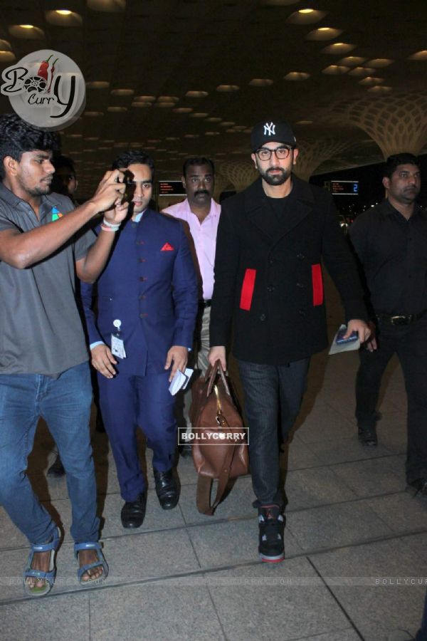 Ranbir Kapoor Snapped at Airport