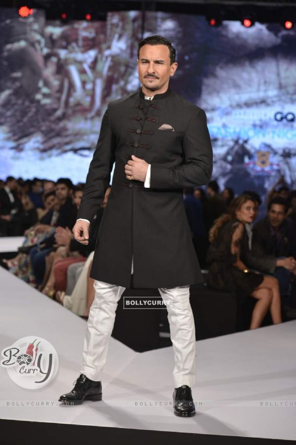 Handsome Saif Ali Khan Walks for Raghavendra Rathore