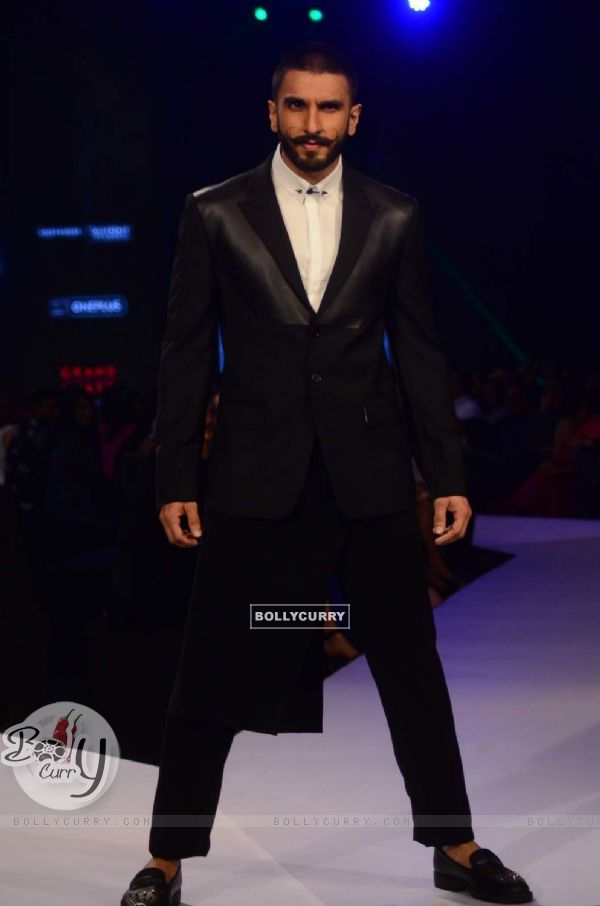 Ranveer Singh walked the ramp at GQ Fashion Night