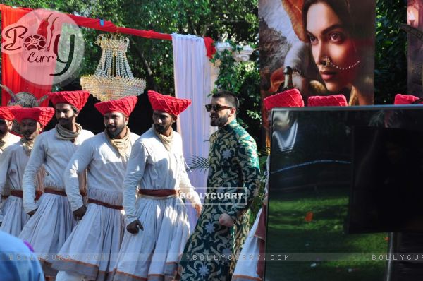 Rnveer Singh performing at Promotions of 'Bajirao Mastani' on 'Swaragini' (387060)
