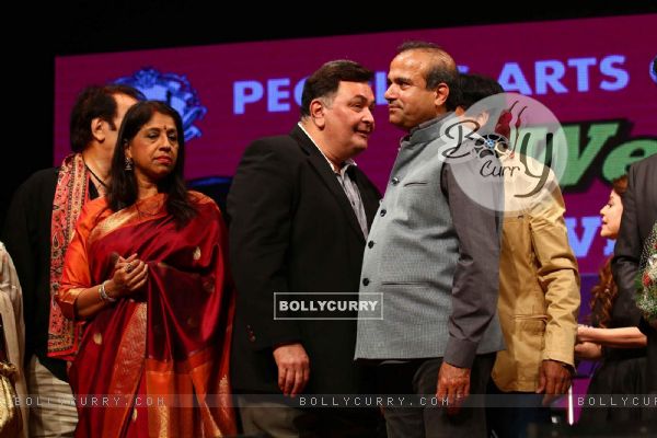Rishi Kapoor and Suresh Wadkar at Amit Kumar's 50th Birthday Celebrations