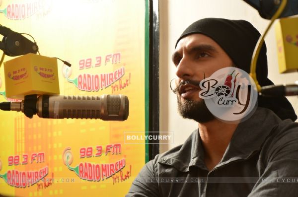 Ranveer Singh goes live on Radio Mirchi for Promotions of Bajirao Mastani (387274)