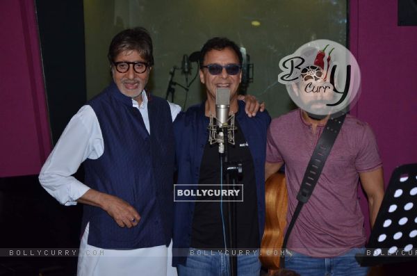 Farhan Akhtar and Amitabh Bachchan and Vinod Chopra at Recording Studio for Wazir