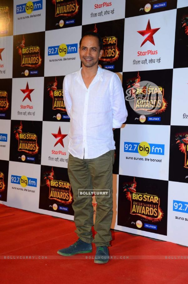 Deepak Dobriyal at Big Star Entertainment Awards