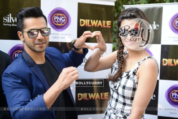 Varun Dhawan and Kriti Sanon at Promotions of Dilwale in Delhi