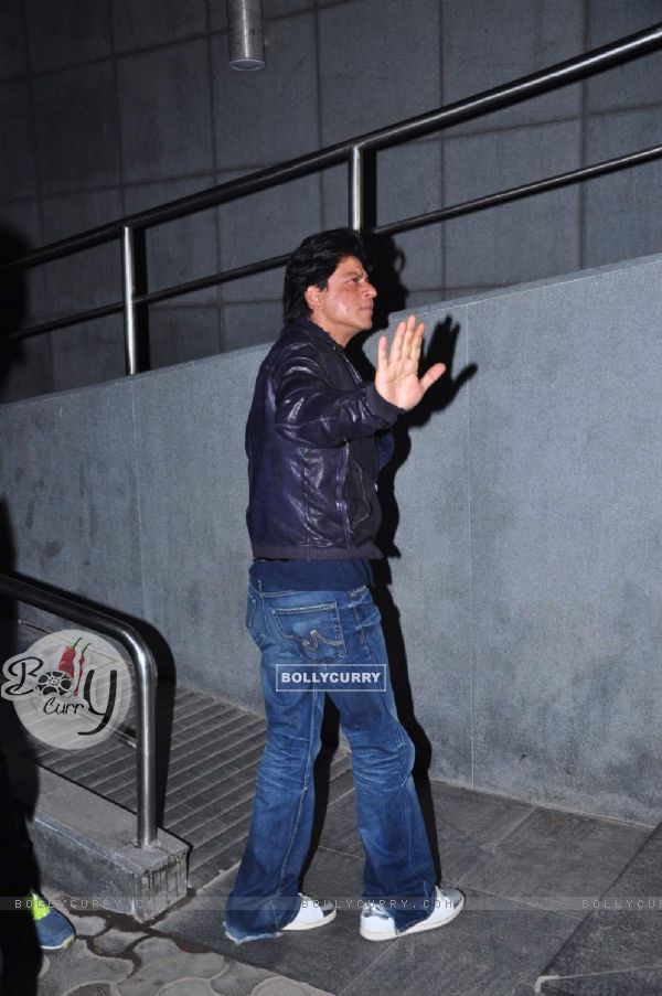 SRK at Special Screening of Dilwale