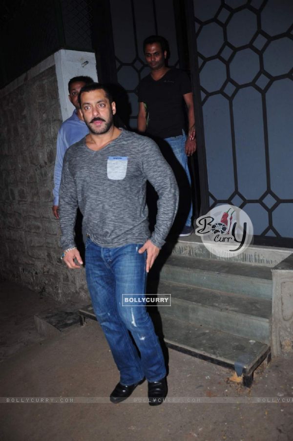 Salman Khan Snapped Post Dinner with Family and Friends