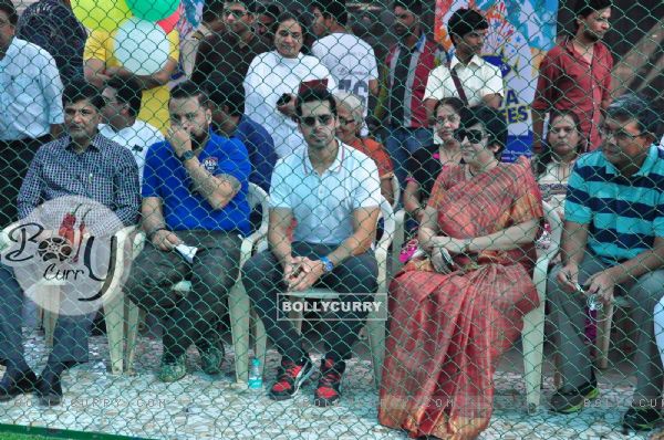 Dino Morea as Chief Guest at The Versova Fest 2016