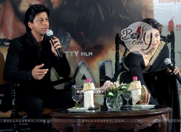 Shah Rukh Khan and Kajol for Promotions of 'Dilwale' at Kolkata (388976)