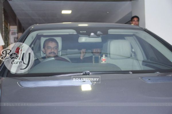 Raj Thackeray was snapped at Aamir Khan's Dinner party