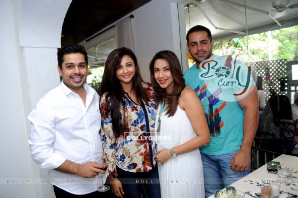Daisy Shah Snapped at 'Fable' Restaurant