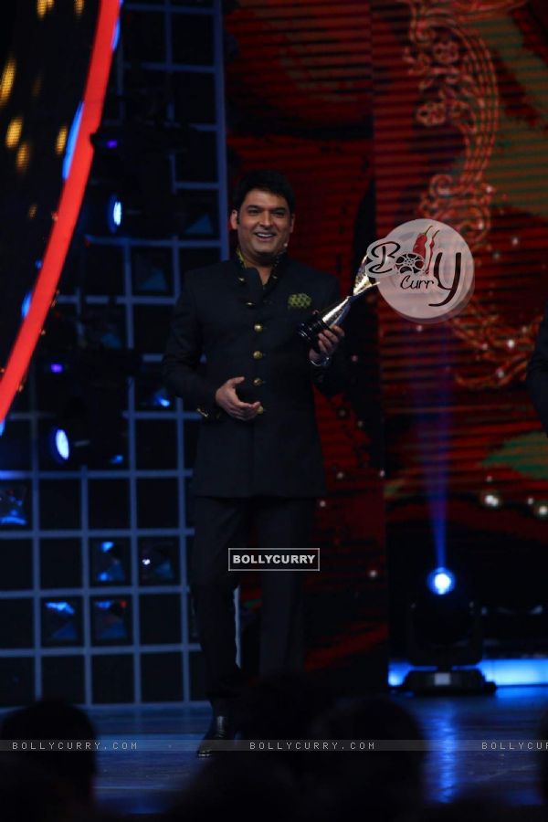 Kapil Sharma at Guild Awards 2015 - Performances