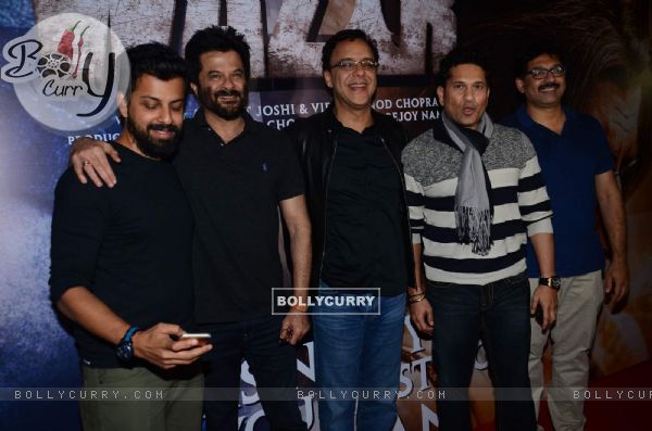 Sachin Tendulkar and Anil Kapoor with the Cast of film at Special Screening of Wazir (390336)