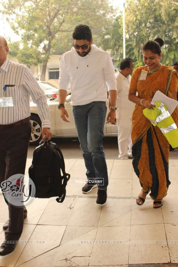 Abhishek Bachchan Snapped at Airport