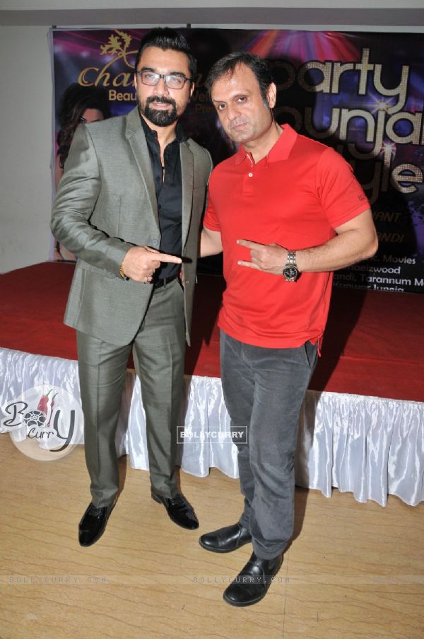 Ajaz Khan Performs at Success Party of the Single 'Party Punjabi Style'