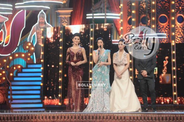 Team of Sanam Re at the 22nd Annual Star Screen Awards (390663)
