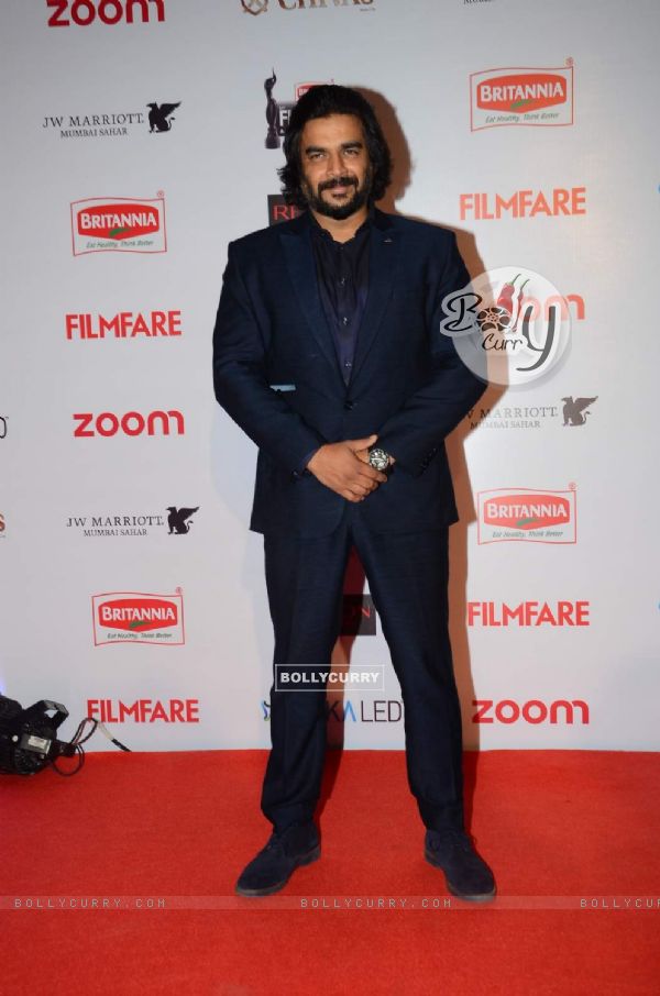 R. Madhavan at Filmfare Awards - Red Carpet