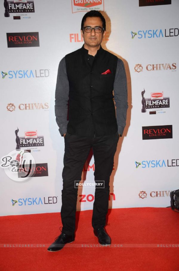 Sanjay Suri at Filmfare Awards - Red Carpet
