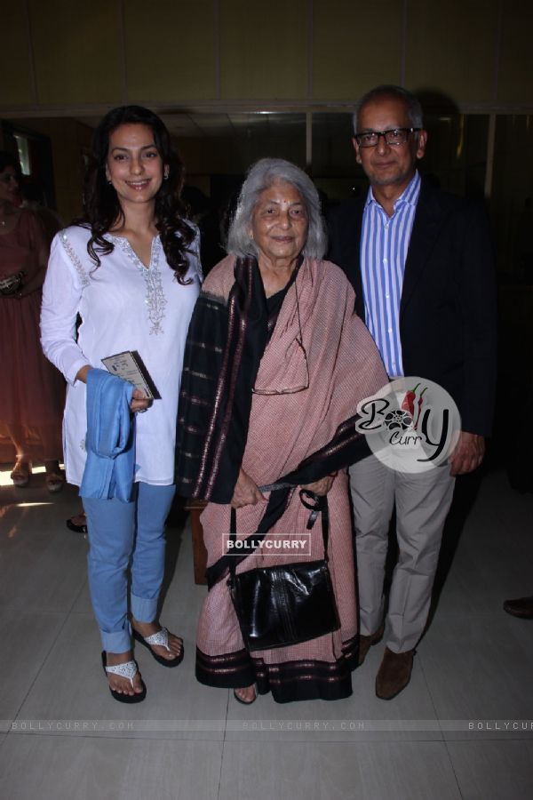 Juhi Chawla with Her Husband and Mother in Law at Special Screening of 'Chalk N Duster'