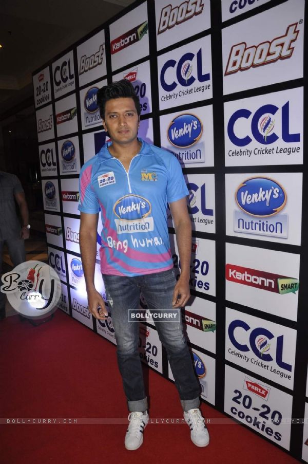 Riteish Deshmukh at Launch of Celebrity Cricket League 6