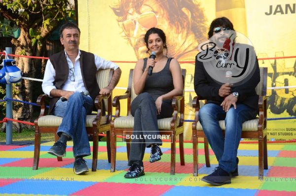 Rajkumar Hirani, Ritika Singh and R. Madhavan at Promotions of 'Saala Khadoos' (391112)