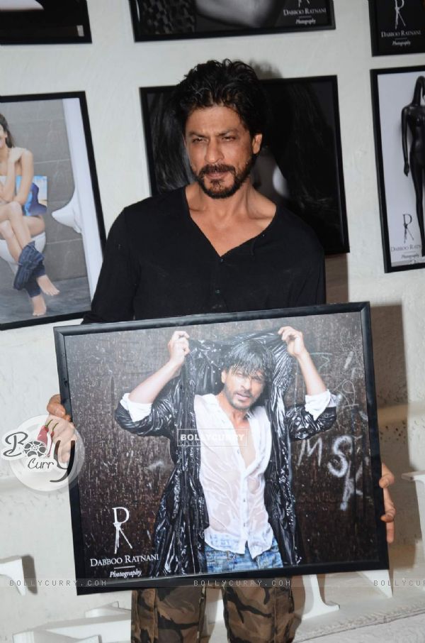 Shah Rukh Khan Holds his Picture Frame at Dabboo Ratnani's Calendar Launch