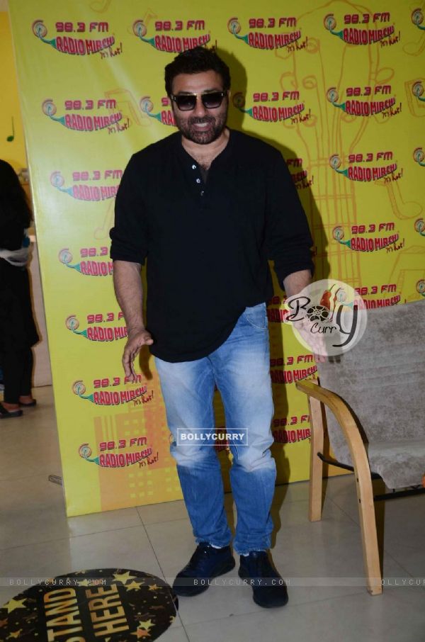 Sunny Deol at Radio Mirchi for Promotions of Ghayal Once Again (391396)
