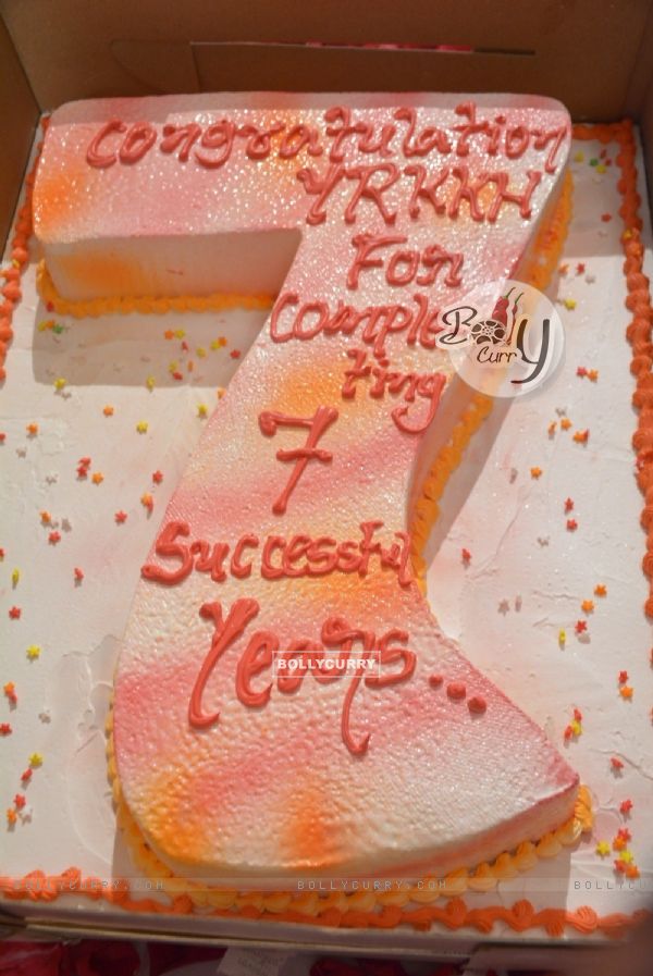 Cake for Yeh Rishta Kya Kehlata Hai's 7 Years Completion