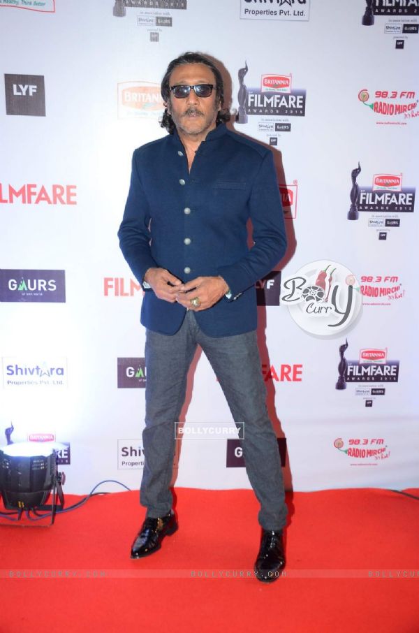 Jackie Shroff at Filmfare Awards 2016