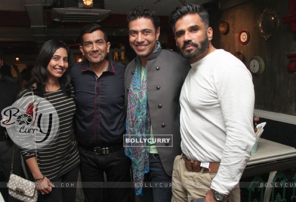Ranveer Brar, Sanjeev Kapoor and Suniel Shetty at Bombay Vintage, Colaba eatery