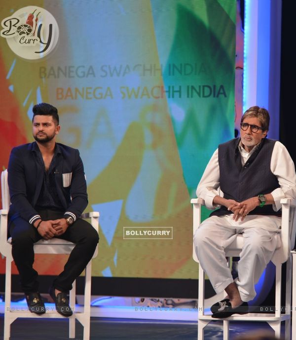 Amitabh Bachchan and Suresh Raina at NDTV Cleanathon