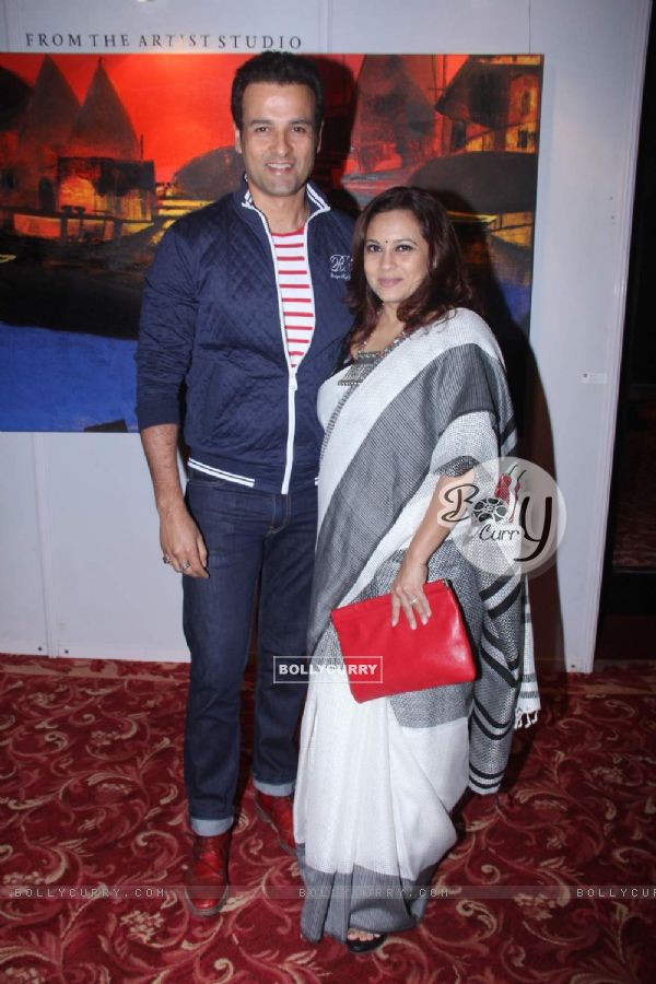 Rohit Roy with wife Neelam Singh at Prerana Joshi's Art Event