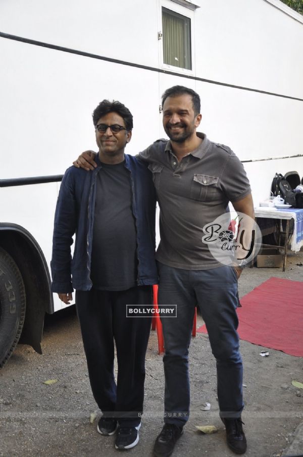 Atul Kasbekar with Ram Madhvani at snapped at Mehboob Studios