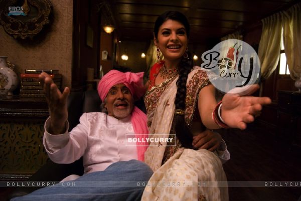 Amitabh Bachchan and Jacqueline Fernandez looking happy