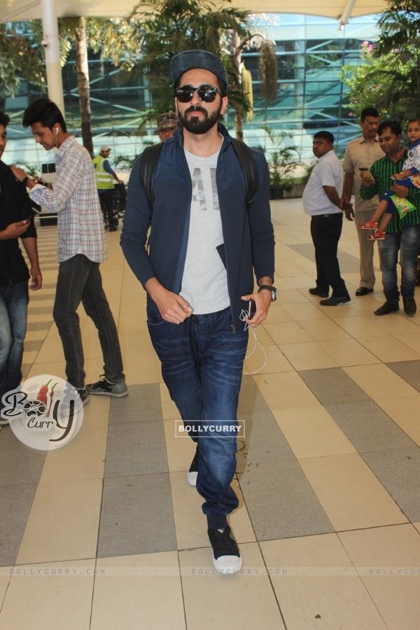 Ayushmann Khurrana Snapped at Airport