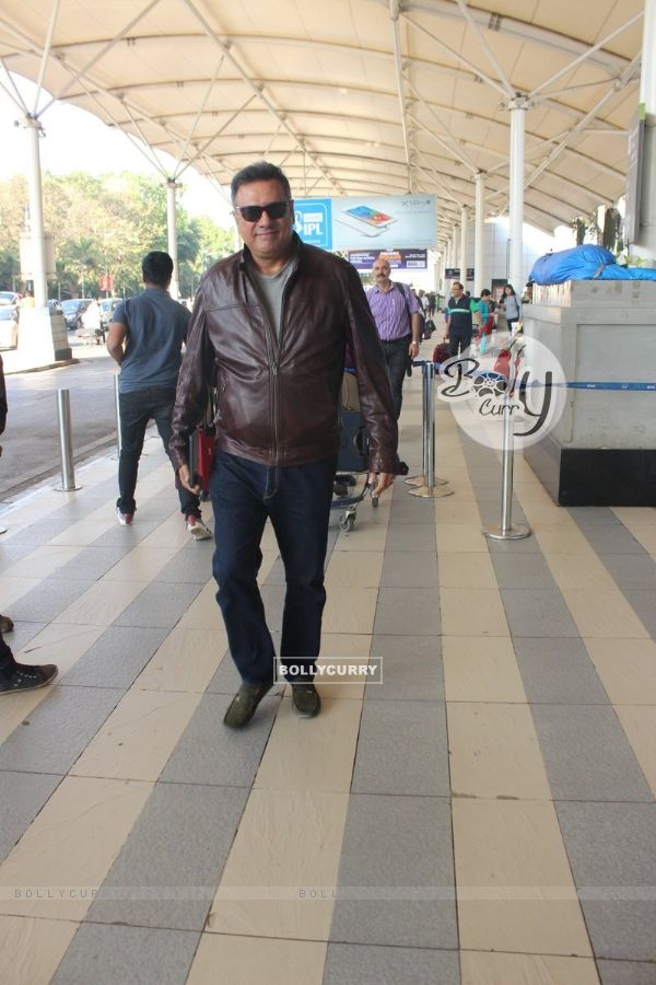 Boman Irani Snapped at Airport