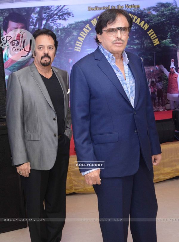 Akbar Khan with Sanjay Khan at Song Launch of Hemant Tantia for Republic Day
