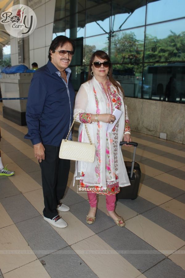 Sanjay Khan Snapped at Airport