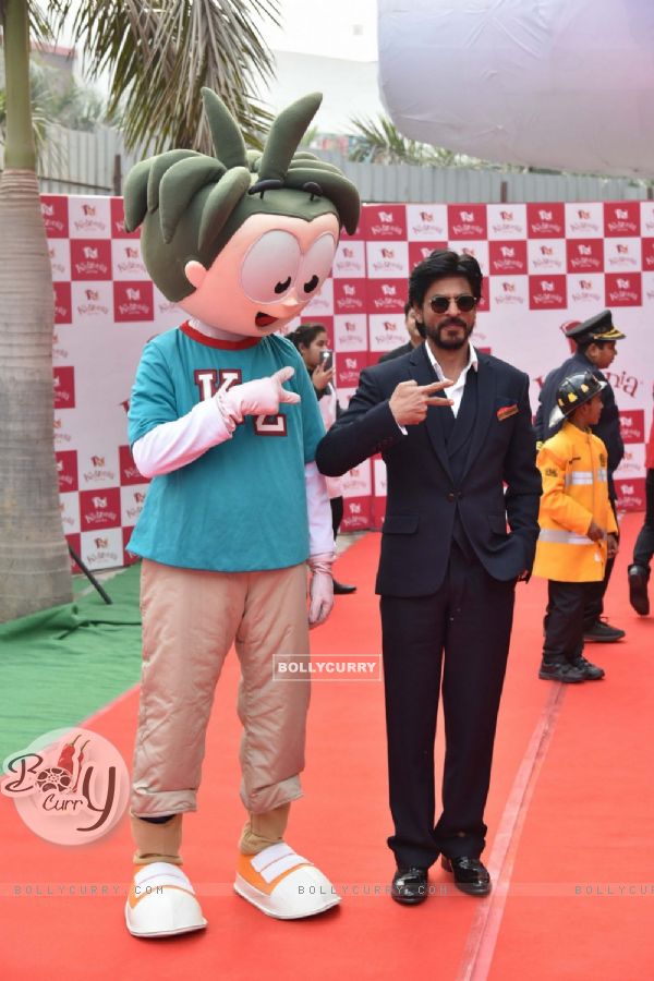 Shah Rukh Khan at Launch of Kidzania in Delhi