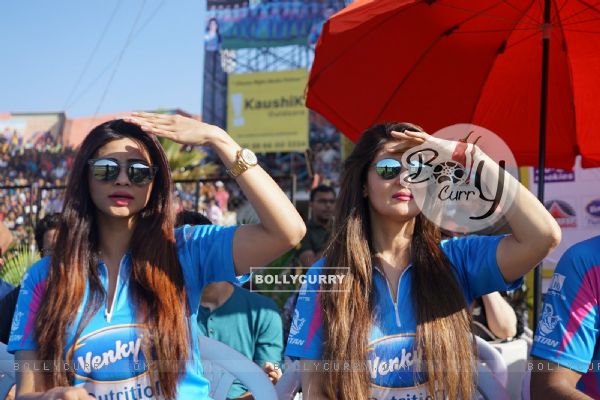 Daisy Shah and Sangeeta Bijlani Snapped at CCL Match
