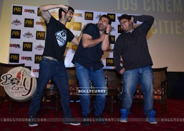 Sunny Deol , Shivam Patil and Rishabh Arora at Promotions of Ghayal Once Again in Delhi (394264)