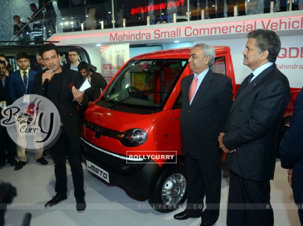 Manoj Bajpayee at Launch of  Mahindra Jeeto at Auto Expo 2016 in Delhi